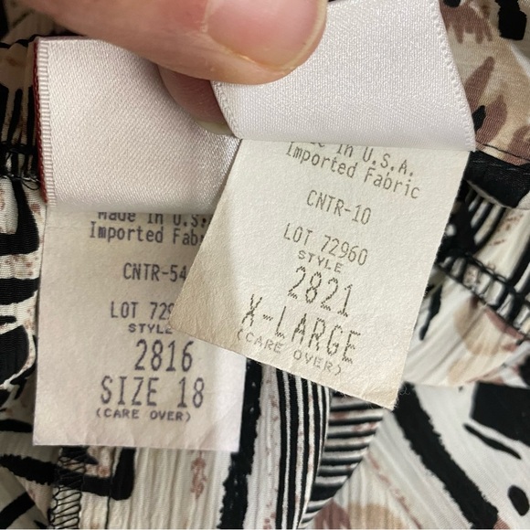 G.W. Division of Graff Vintage 80’s Floral Design Skirt & Blouse Set - Picture 9 of 9